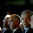 Politieke crisis Portugal lijkt onafwendbaar Vandaag stemt het Portugese parlement over de gewenste extra bezuinigingsmaatregelen van de regering. Premier Socrates heeft de afgelopen week al aangegeven op te stappen als het parlement niet instemt met...